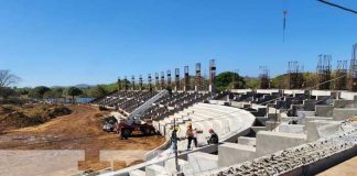 Foto: Construcción de estadio de béisbol en León / TN8