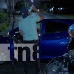 Foto: Conductor en aparente estado de ebriedad provoca accidente en Villa Fontana, Managua / TN8