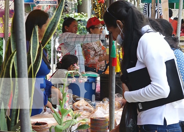 Comercio de Somoto con excelentes ventas en feria del amor y la amistad