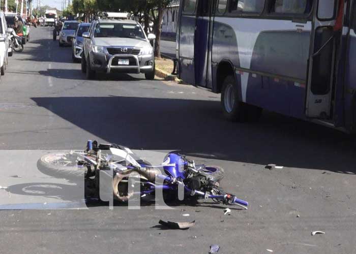 Foto: Fuerte accidente de tránsito en Granada / TN8