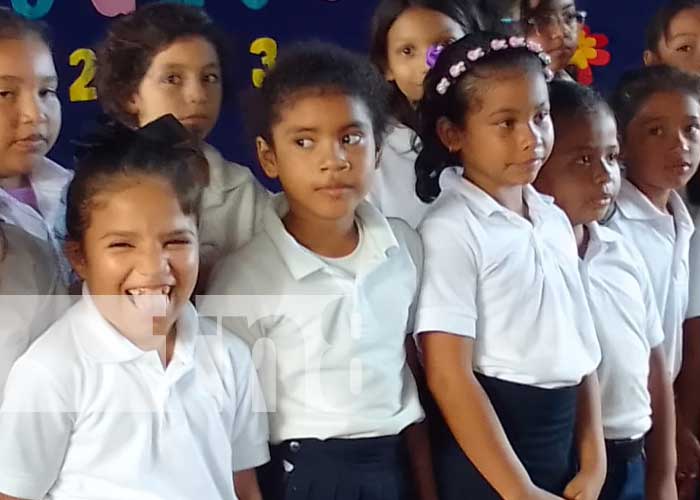 Foto: Clases de inglés en escuelas de primaria en Nicaragua / TN8