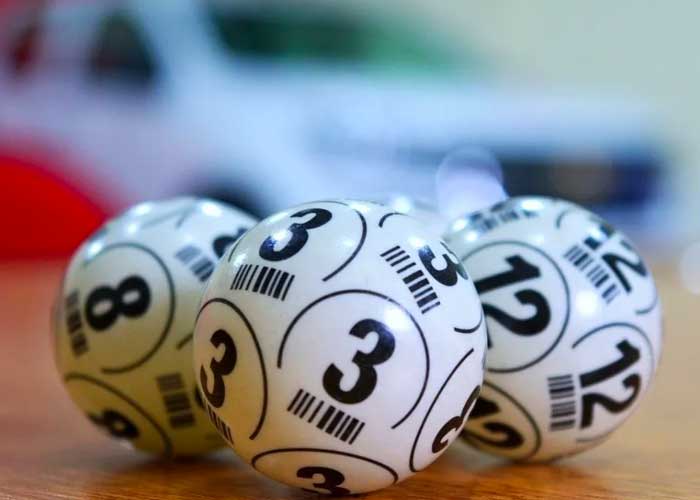 Gana la lotería gracias al consejo de su abuelito