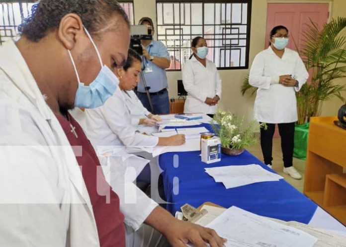 Foto: Medicina natural se aborda con especialización en Nicaragua / TN8