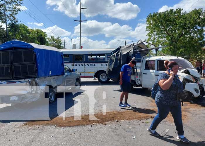 Foto: Múltiple choque deja al menos 30 golpeados en Carretera Nueva a León / TN8