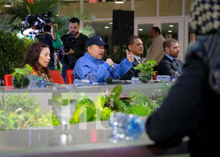 Foto: Presidente Daniel Ortega en reunión con el Canciller de Irán / TN8