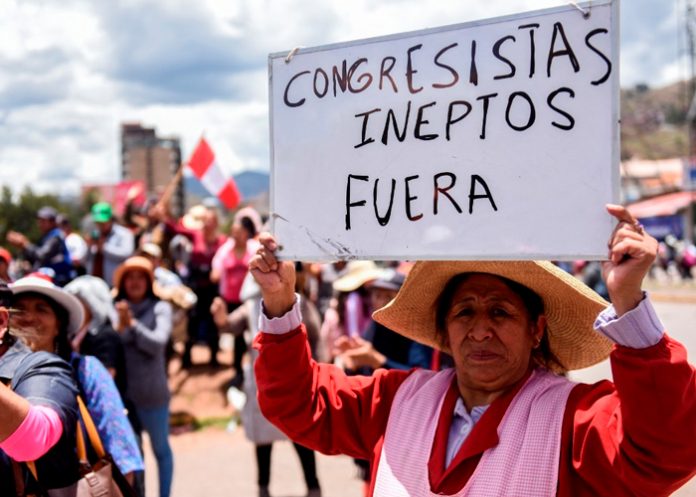 ¡Otra vez! Rechazan nuevo proyecto de adelanto de elecciones en Perú