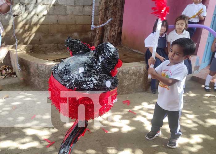 Foto: Educación vial se enseña de forma divertida en preescolar de Managua / TN8