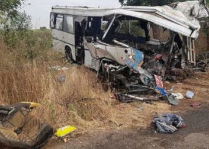 Fuerte accidente deja un saldo de 17 muertos en Tanzania