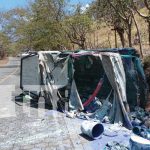 Desperfectos mecánicos provocó vuelco de camioncito en Comalapa, Chontales