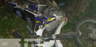 Motociclista resulta con lesiones al impactar contra un semoviente en Jalapa