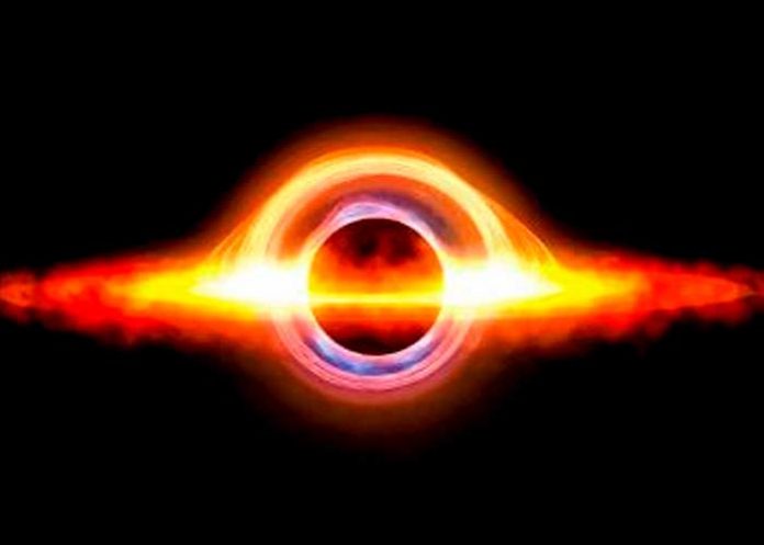 Científicos aún saben el porqué un agujero negro está expulsando radiación
