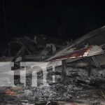 Bluefields: Presumen que el incendio que consumió una vivienda fue provocado
