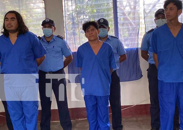 Policía de Nicaragua presenta a delincuentes en Chontales, Masaya y Estelí