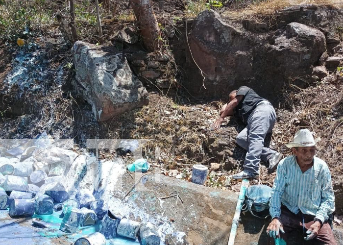 Desperfectos mecánicos provocó vuelco de camioncito en Comalapa, Chontales