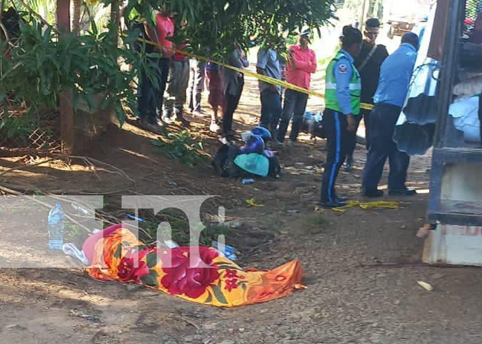 Camión se vino hacia atrás y mató a una joven en Kukra Hill