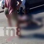 Foto: Hombre es agredido a piedras y tubos en el barrio Carlos Fonseca / TN8