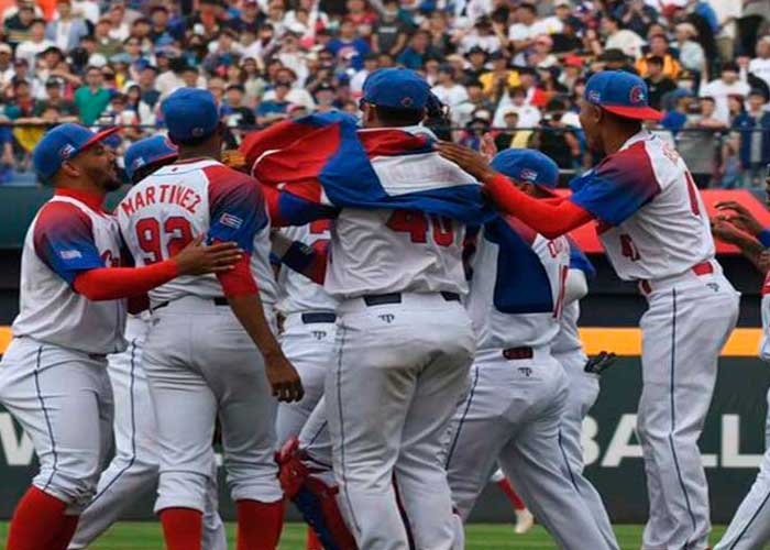 Presidente cubano condena incidentes contra el equipo de béisbol