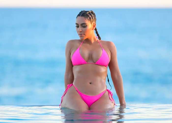 Kim Kardashian con curvas de impacto