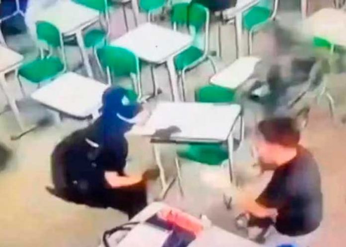 Joven mató a puñaladas a una profesora e hirió a cuatro personas en Brasil