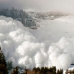 Deslizamiento de nieve deja tres muertos en Canadá