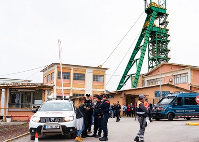 Mueren tres personas luego de quedar atrapadas en una mina en España
