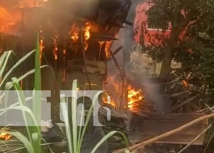 Vivienda es consumida en llamas en La Dalia, Matagalpa