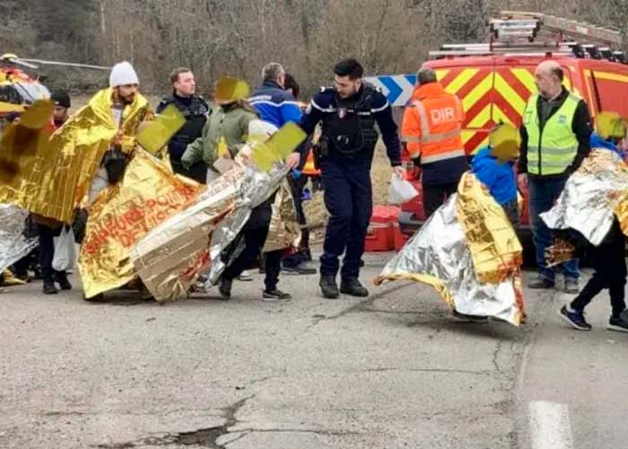 Viaje escolar a los Alpes de Francia terminó con 20 niños heridos