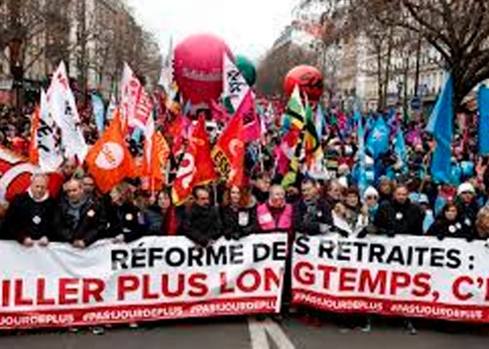Varias ciudades de Francia continúan con marchas contra la reforma de pensiones