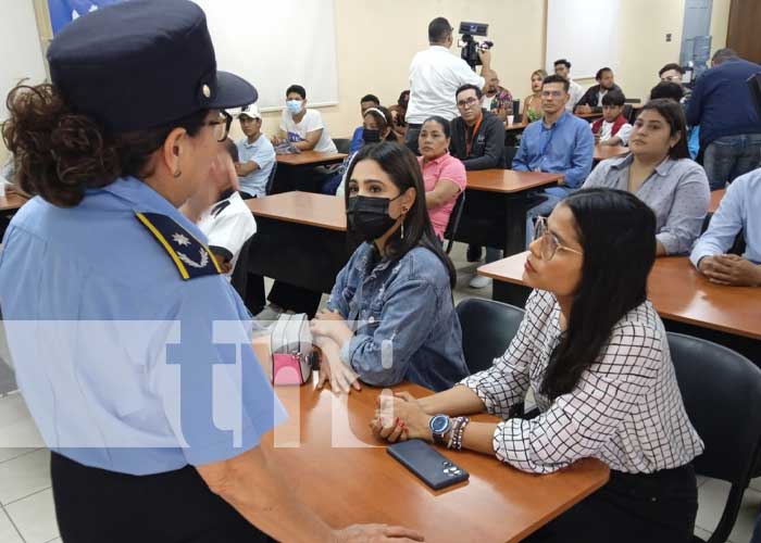 Foto: Influencers de Nicaragua se capacitan en seguridad vial / TN8