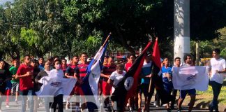 Jóvenes Conmemoraron la Cruzada Nacional de Alfabetización haciendo deporte/TN8