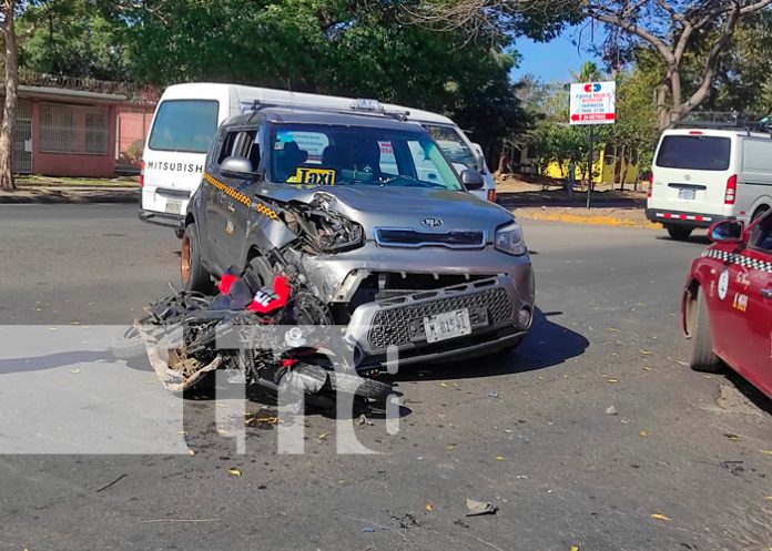 Imprudencia de taxista deja a un lesionado en la Miguel Gutiérrez, Managua