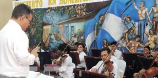 Foto: Orquesta para honrar a mujeres en Jinotepe, Carazo / TN8