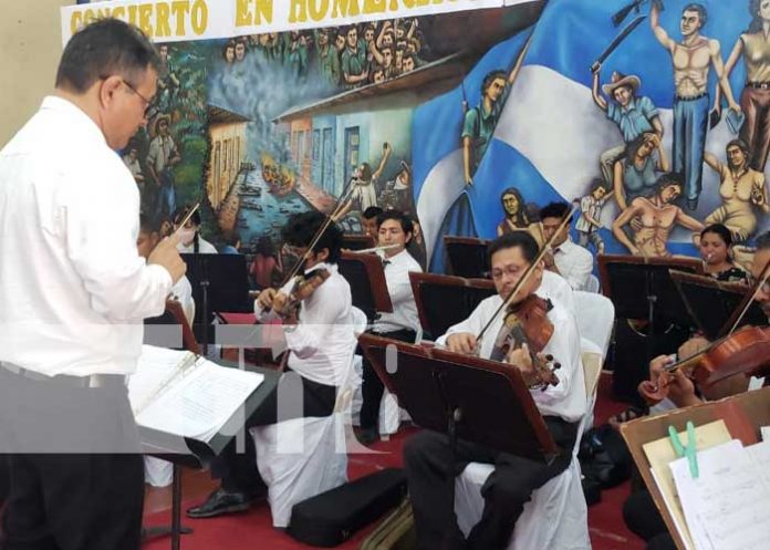 Foto: Orquesta para honrar a mujeres en Jinotepe, Carazo / TN8