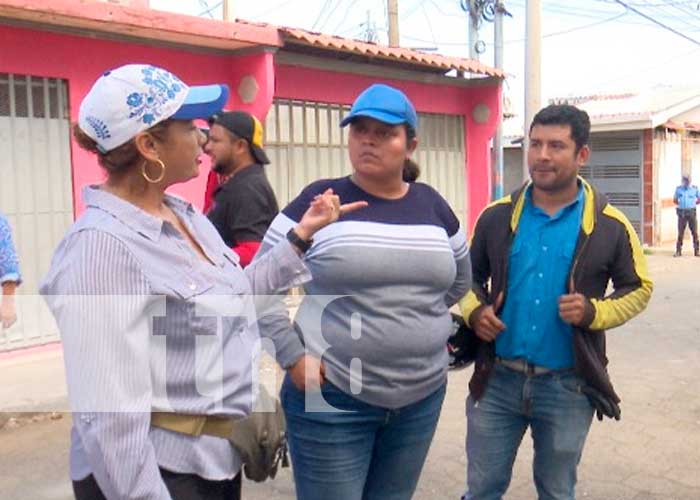 Calles nuevas en el barrio Hugo Chávez de Managua