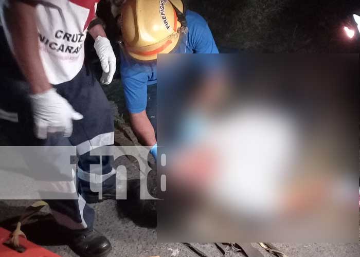 Foto: Motociclista fallece en accidente de tránsito y deja dos peatones graves en San Dionisio / TN8