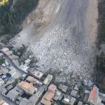 Foto: Aumentan a dos personas muertas tras deslizamientos de cerro en Huaral, Perú / Cortesía