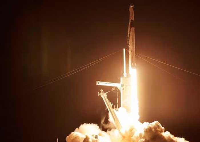 SpaceX intentará lanzar el cohete más potente