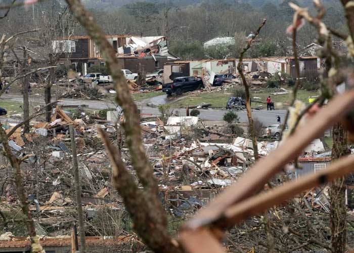 Son 24 los fallecidos por tornados y fuertes tormentas en EEUU