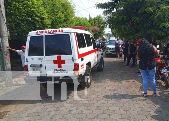  Hombre recibió una fuerte descarga eléctrica y falleció camino al hospital 