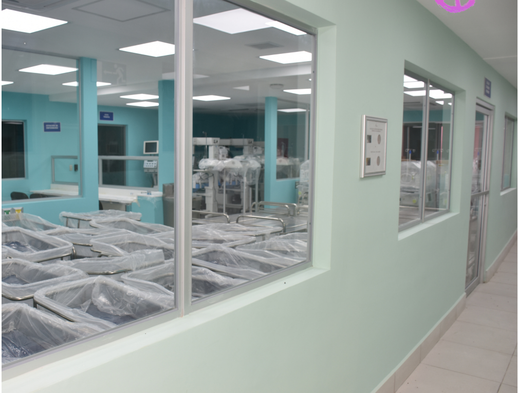 Remodelación y equipamiento de Neonato Hospital Bertha Calderón