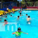 Familias siguen disfrutando de este verano en las piscinas de Xilonem