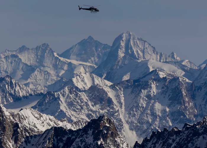 Cuatro muertos dejó una avalancha en el glaciar de Armancette en Francia 