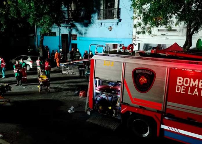 Al menos dos muertos y nueve heridos tras el derrumbe de una casa en Argentina