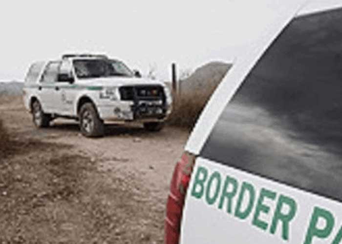 "Coyotes" abandonan a su suerte a dos menores en la frontera de Arizona