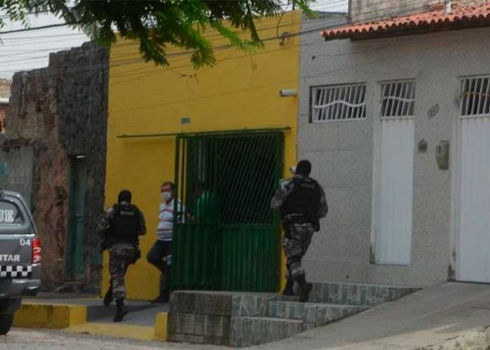 ¡Otra tragedia! Alumno apuñaló a tres compañeros y una profesora en Brasil