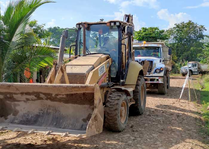 Calles de concreto es el nuevo proyecto de construcción en Nueva Guinea