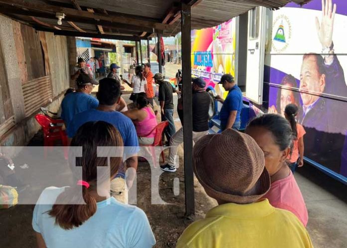 Foto: Feria de salud en un barrio de Managua / TN8