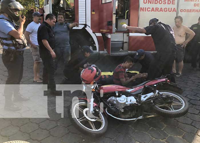 Foto: Motorizados salen con golpes tras manejar ebrios en Managua / TN8