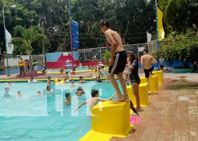 Nicaragüenses disfrutaron de las refrescantes aguas de Xilonem