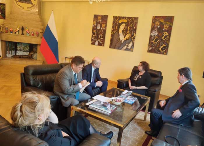 Embajadora de Nicaragua recibe visita del Ministro de Osetia del Sur